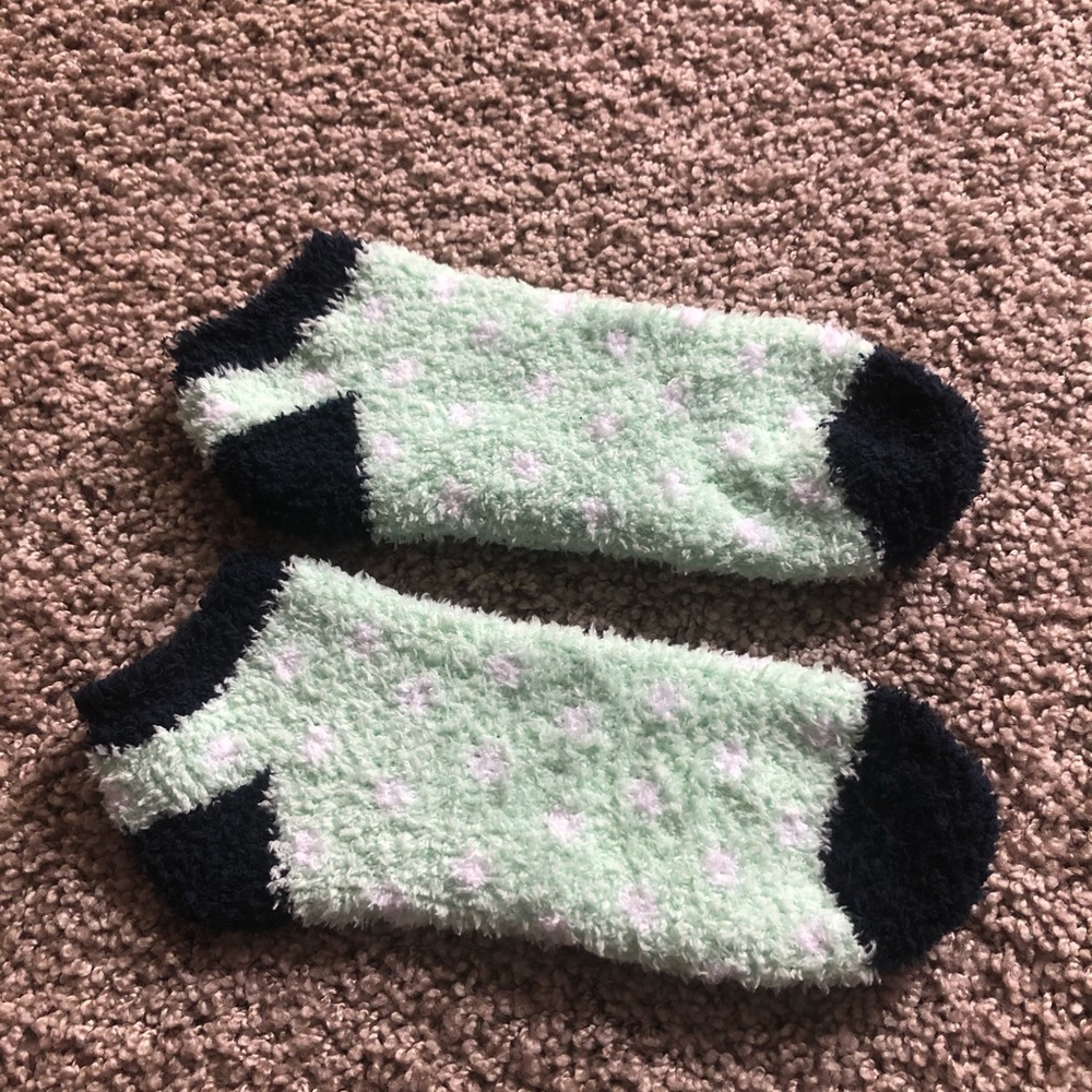 Ankle, poke a dot, fuzzy socks